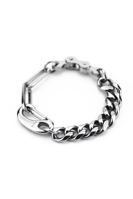 Bracelet "Three types of chain" on a massive carabine