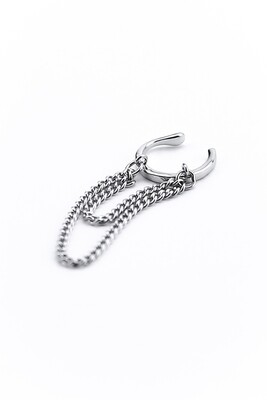 Thin huggy earring with thin chains