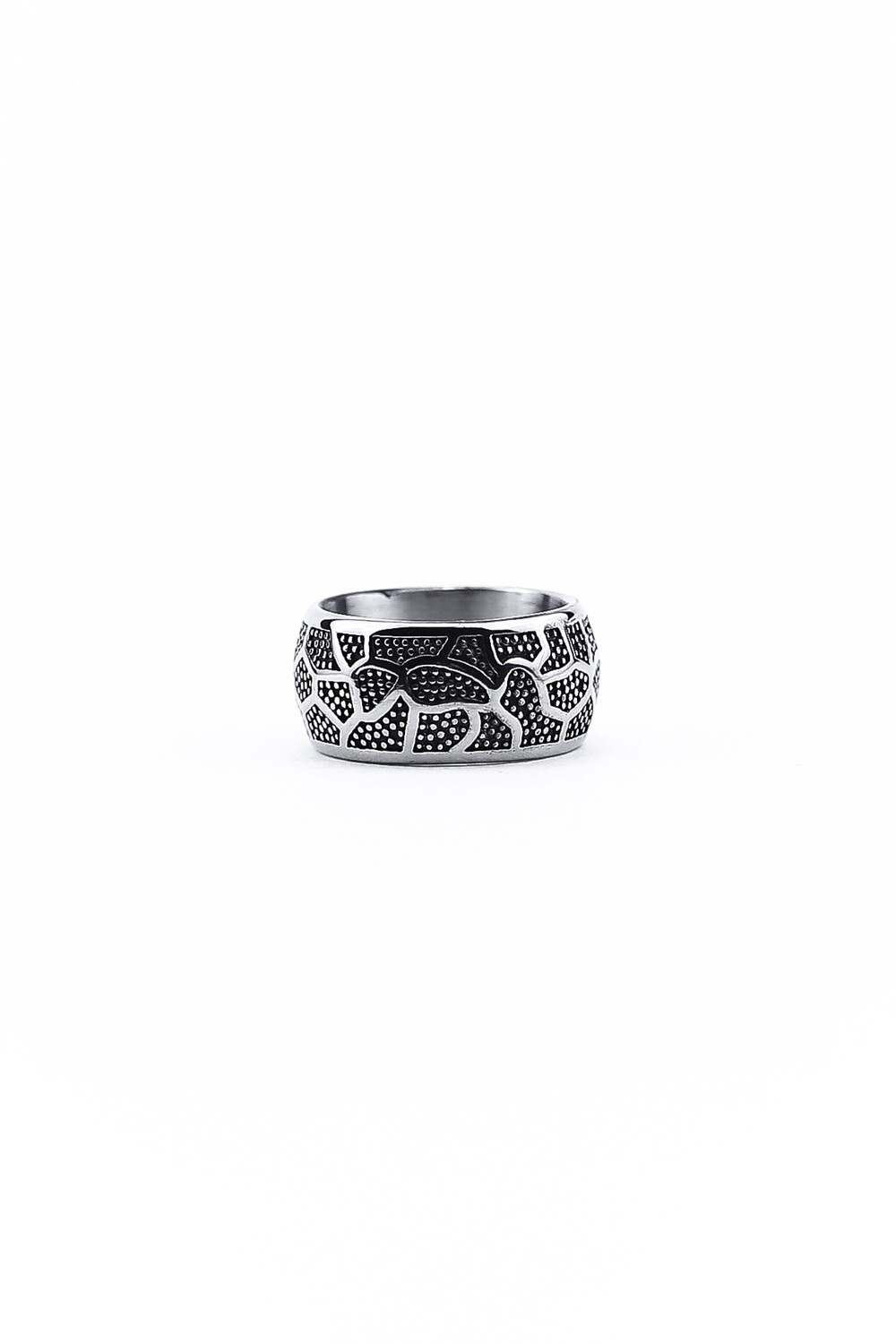 Ring with a textured print