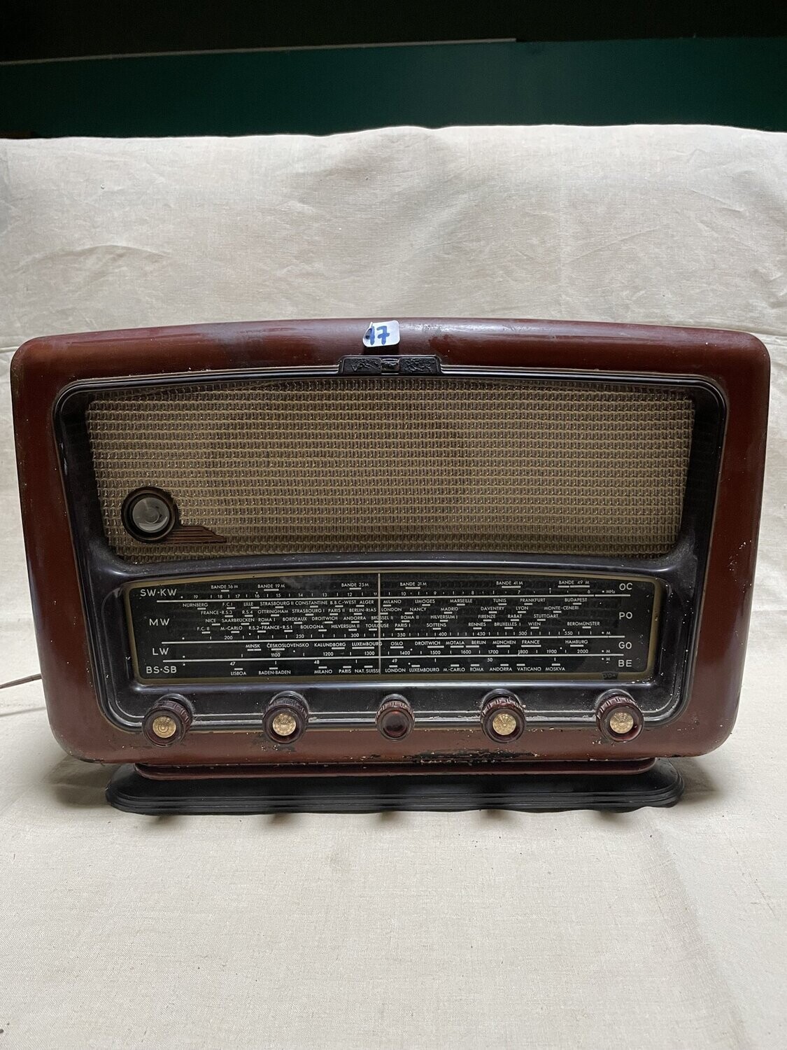 Poste de radio ancien - Dimensions 30 cm x 45 cm