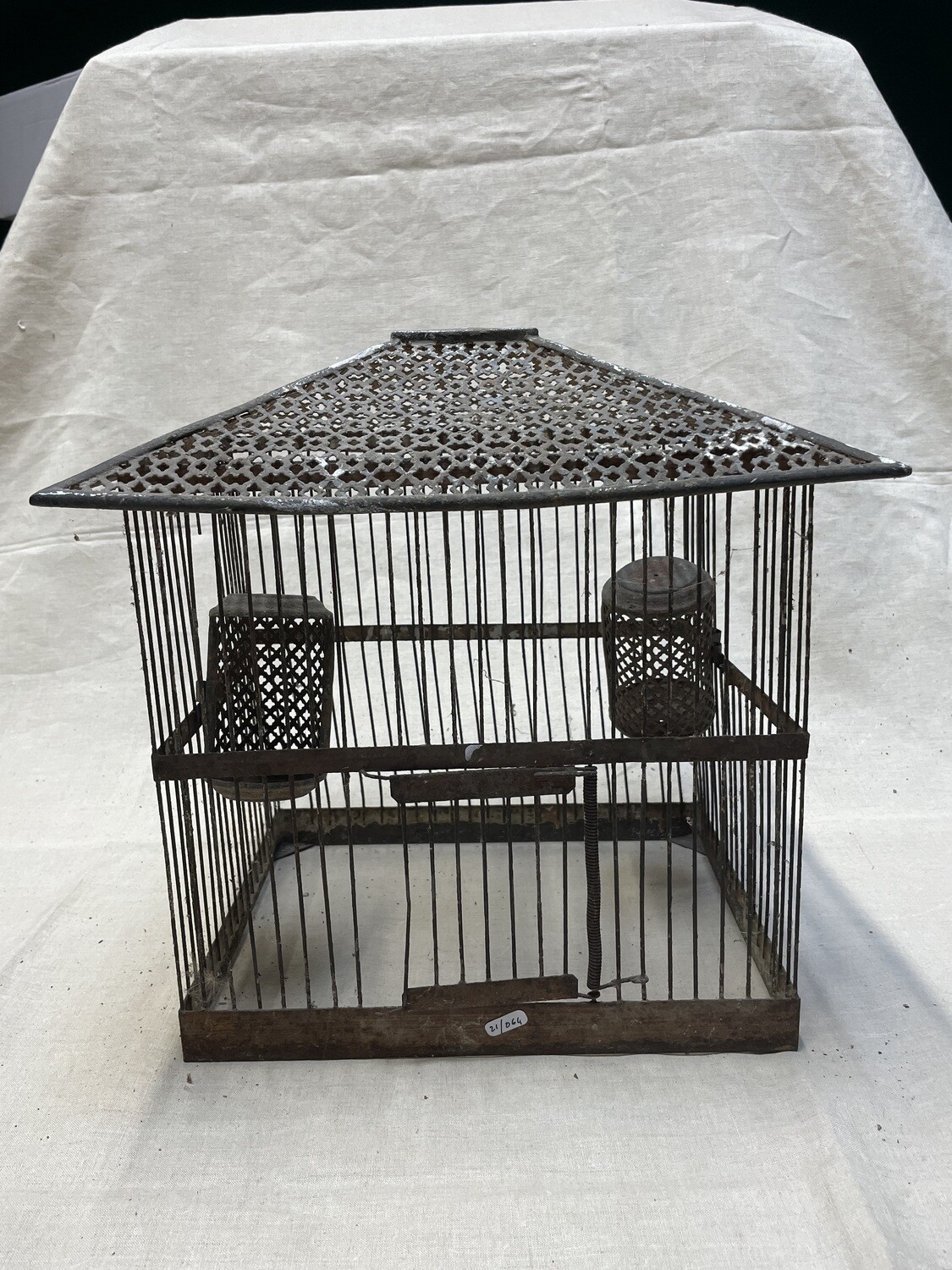 Cage à oiseau en métal très décorative . H-33 l-28