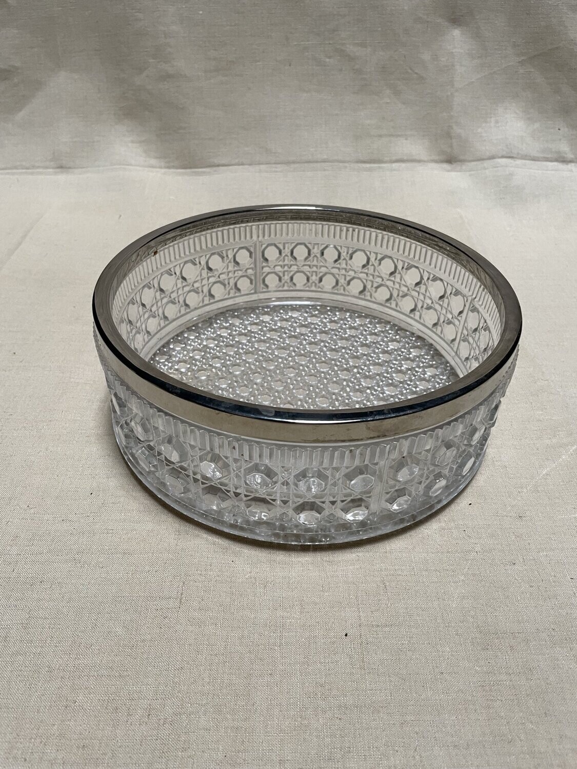 Magnifique coupe en verre à la bordure argentée - Diamètre 22 cm et Hauteur 8 cm