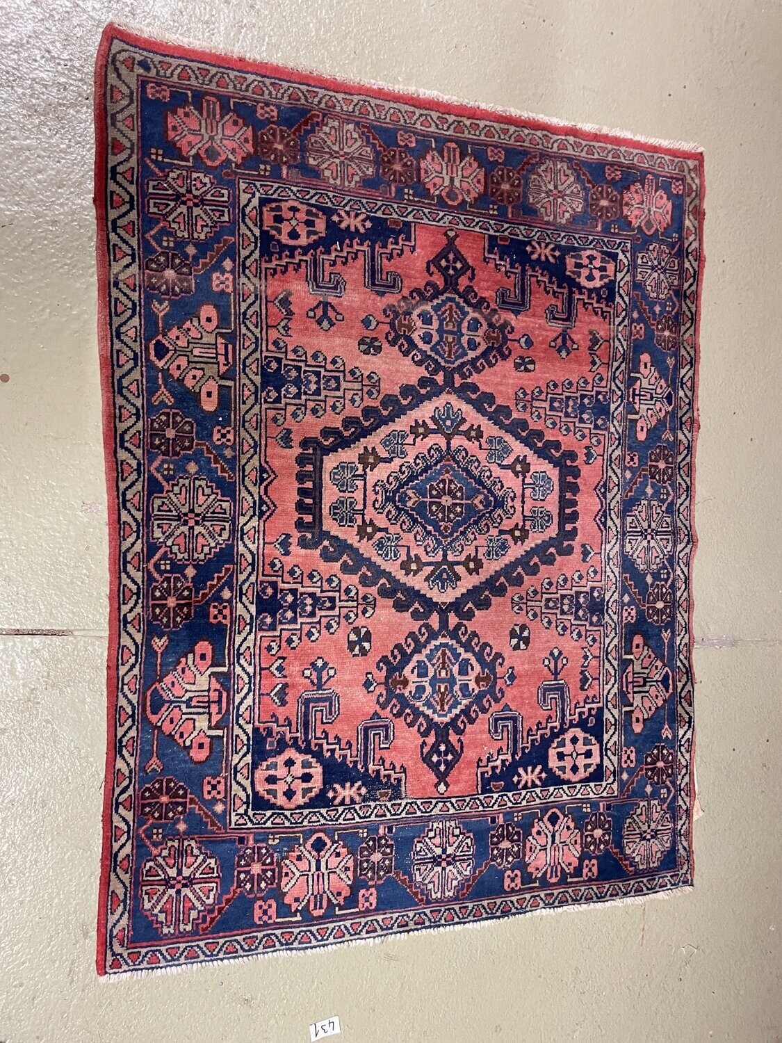 Tapis d'orient en laine à fond brique et bleu 200 x 150 cm