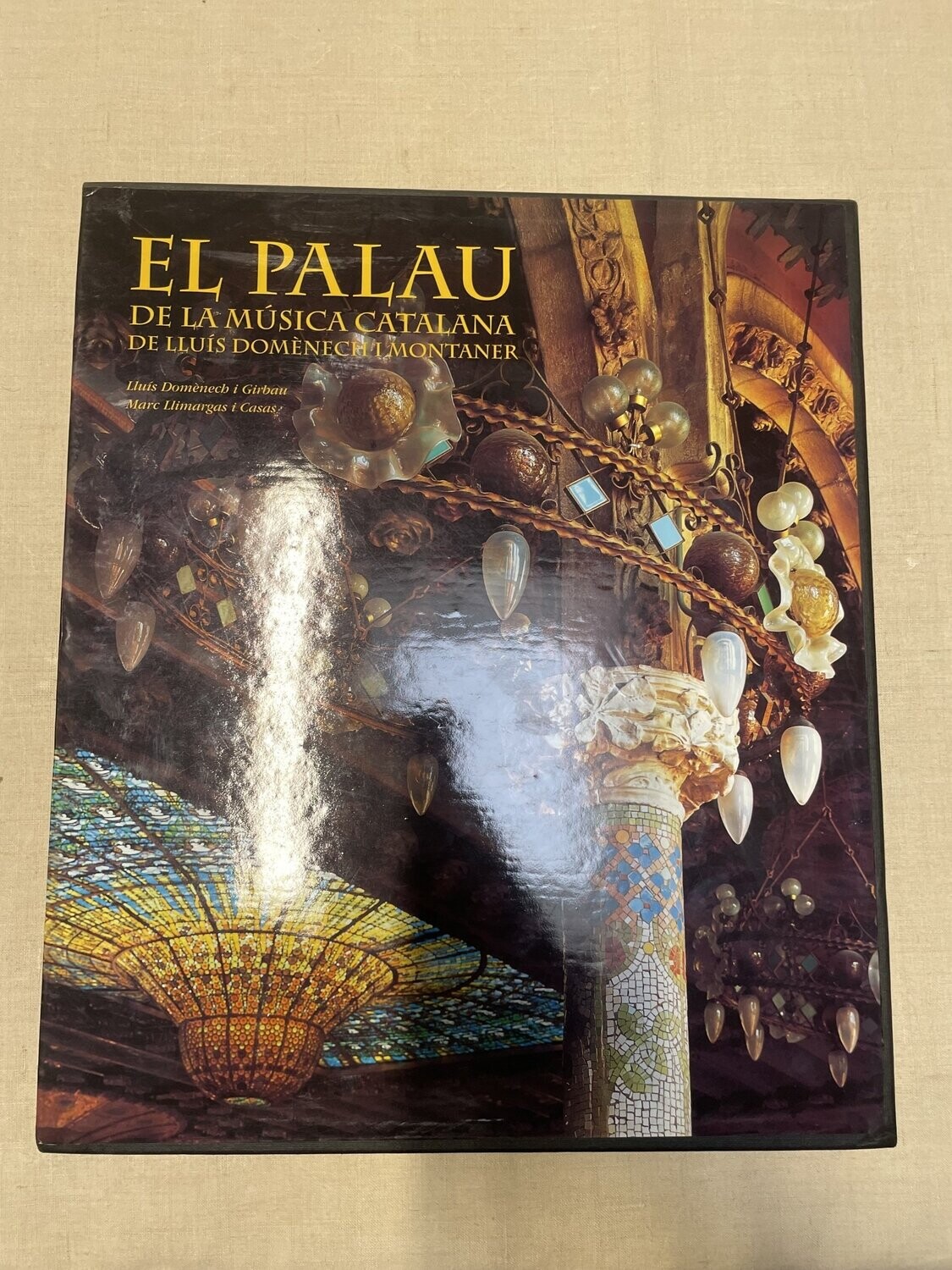 Livre "El palau" écrit LLUIS DOMENECH I MONTANER dans sa langue d'origine.
