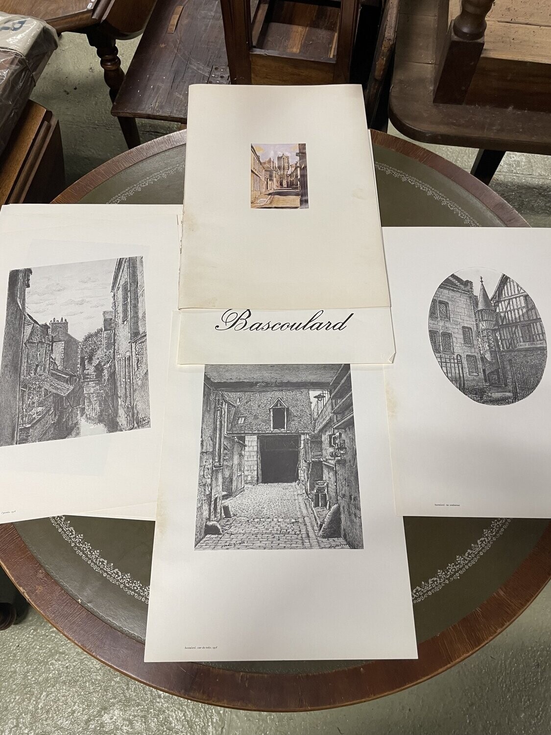 BASCOULARD Marcel 1913 - 1978 Porte Folio d'après une maquette de Patituci avec une préface de Jean Favière 1979 contenant quinze planches représentant des dessins de Bascoulard - Format A3