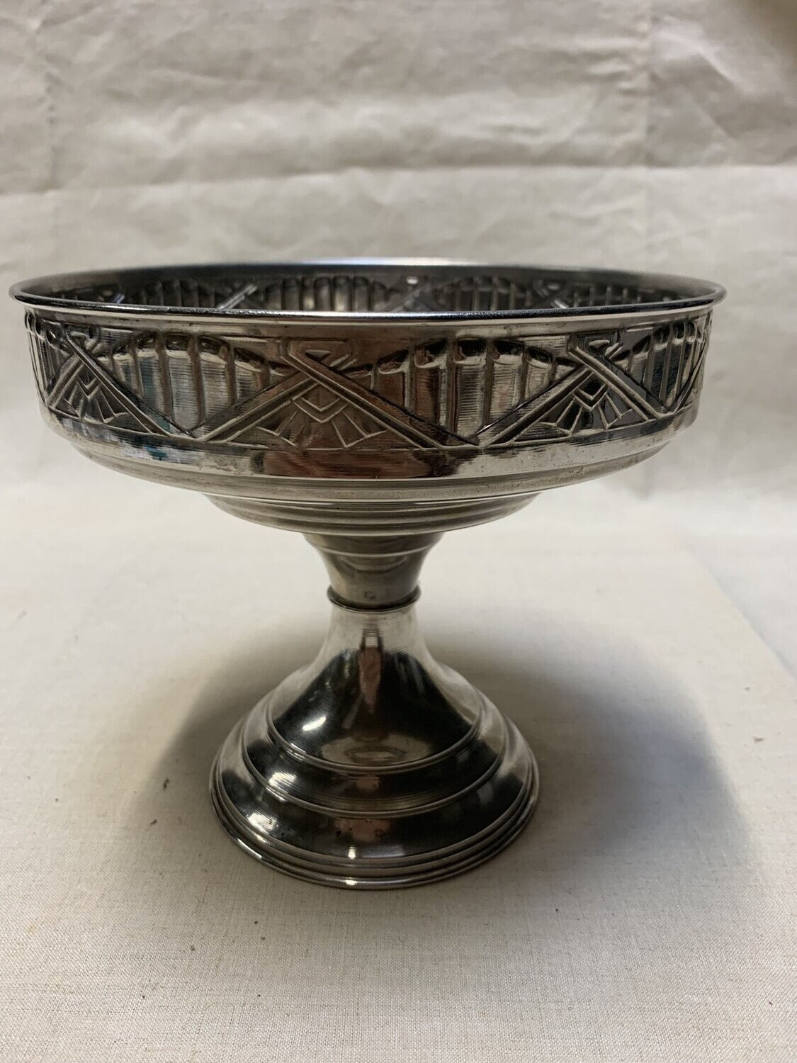 Coupelle en métal argenté - Hauteur 16 cm et Diamètre 23 cm