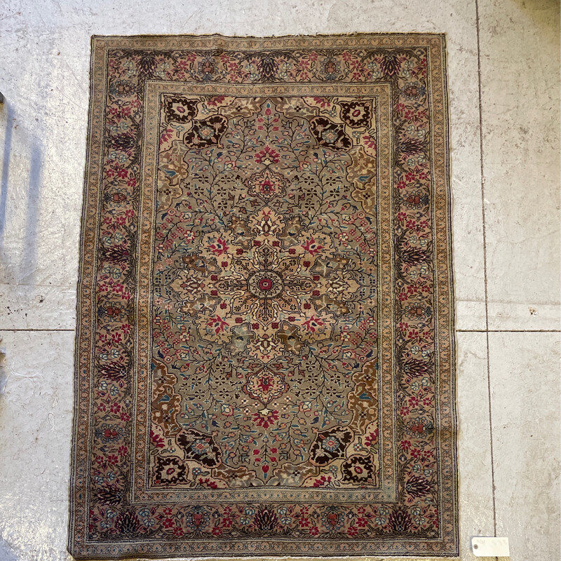 Tapis laine à décor de rosace centrale et entourage de rinceaux fleuris - 175 x 124 cm