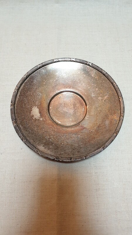 poincon Petite assiette à café en argent - Diamètre 14 cm