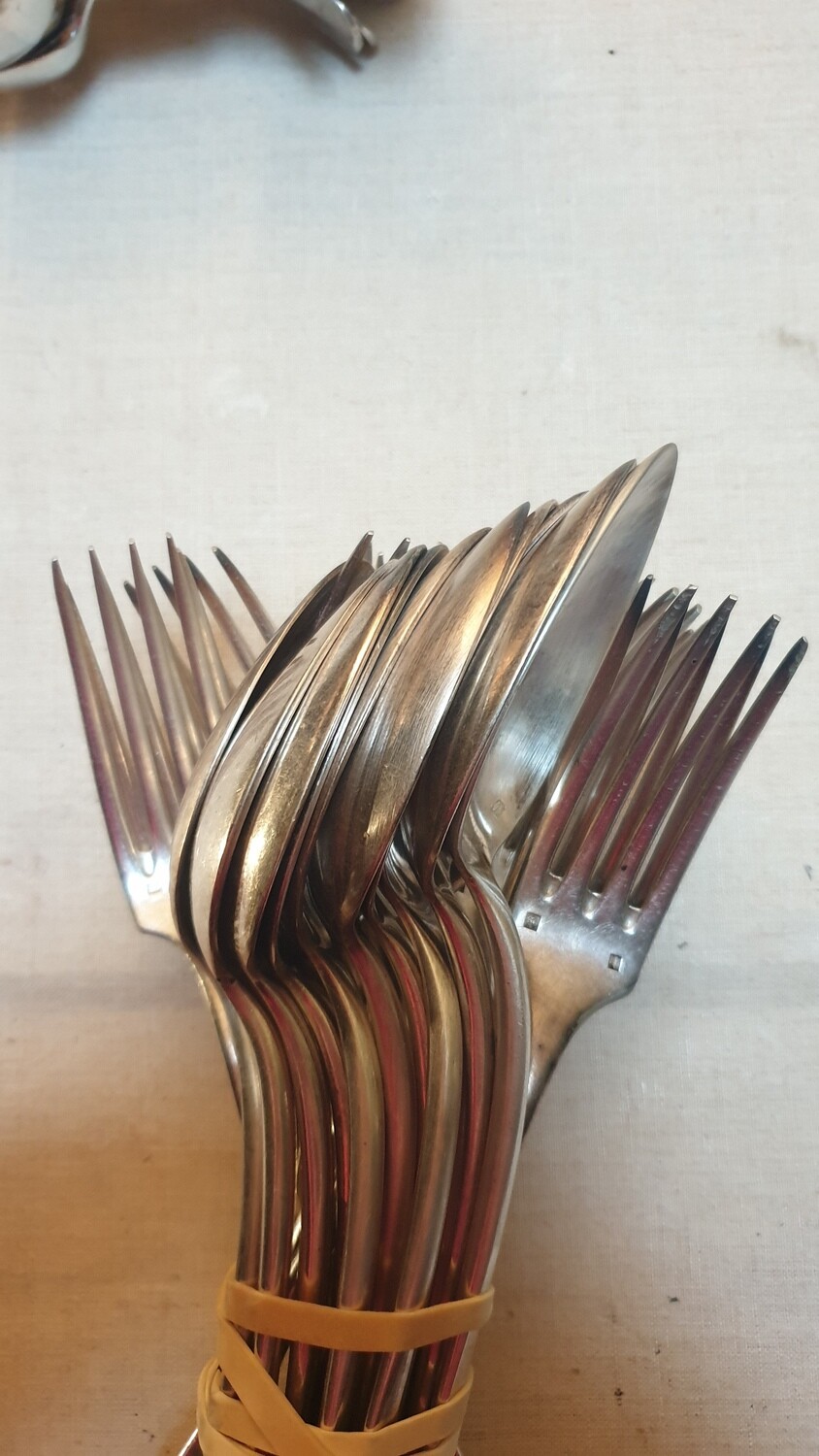Lot de 6 fourchettes et 6 grandes cuillères en métal argenté