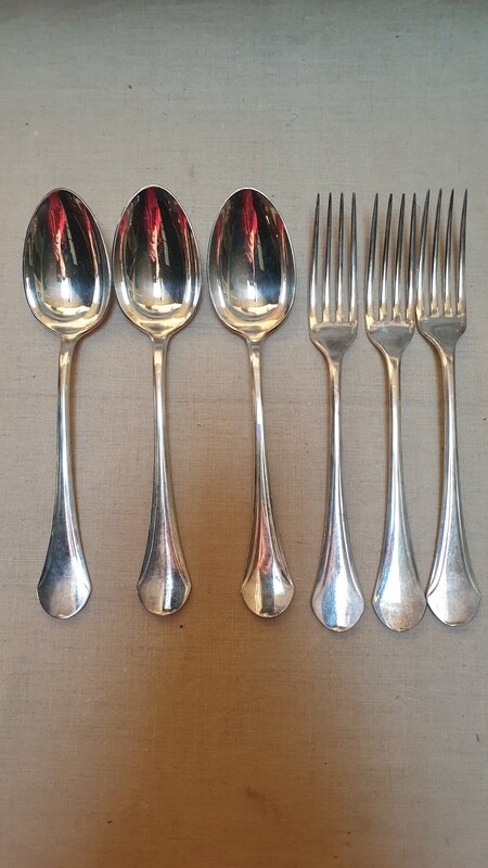 Ensemble de 3 fourchettes et 3 cuillères à soupe Christofle  en métal argenté