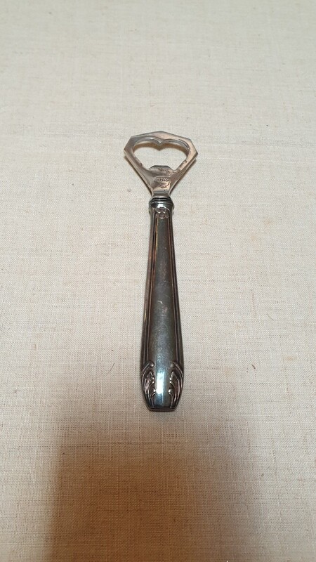 Décapsuleur chic en métal  L-14,5cm