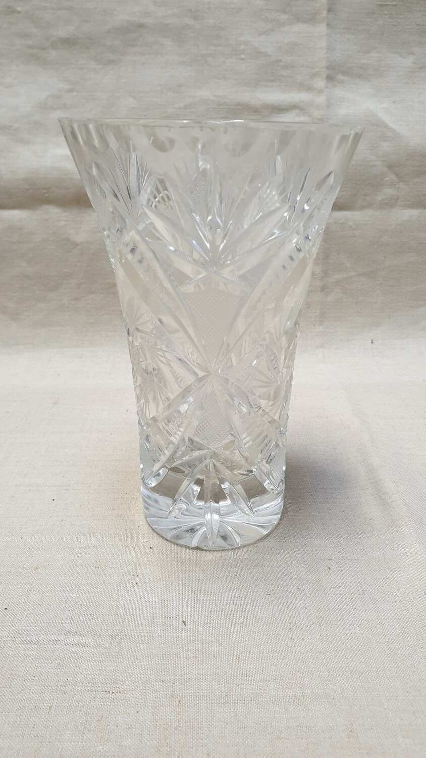 Vase en cristal taillé - H-15,5cm D-10cm