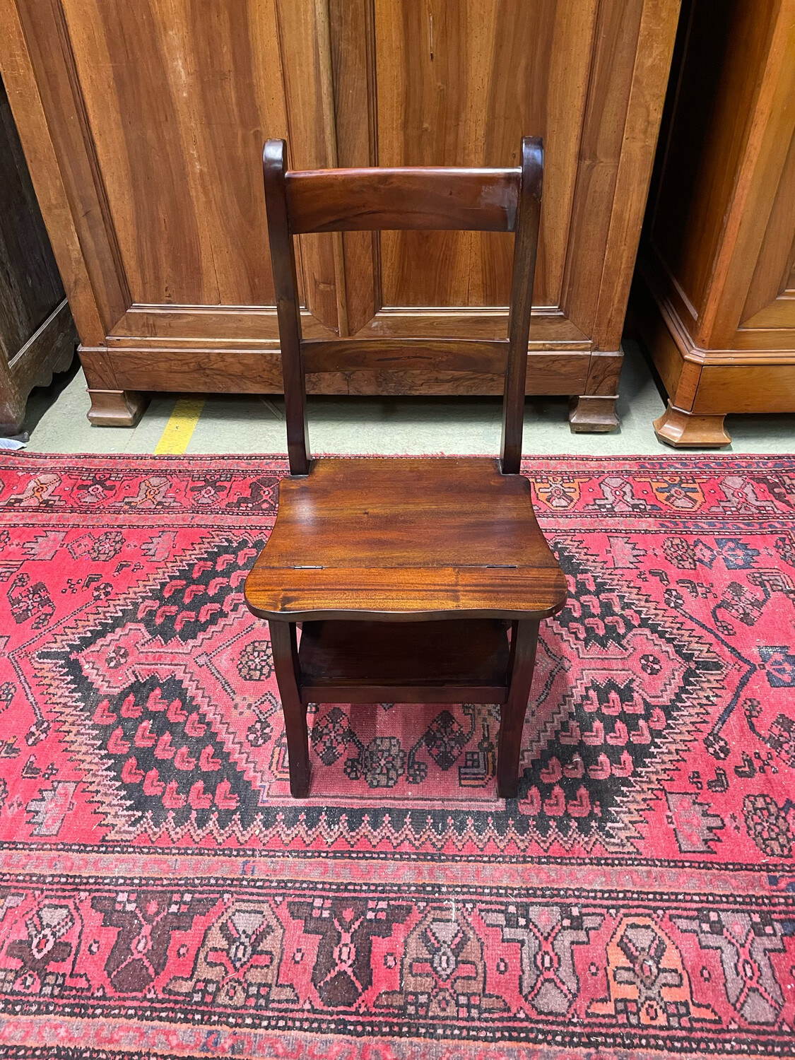 Escabeau de bibliothèque formant une chaise H-82cm