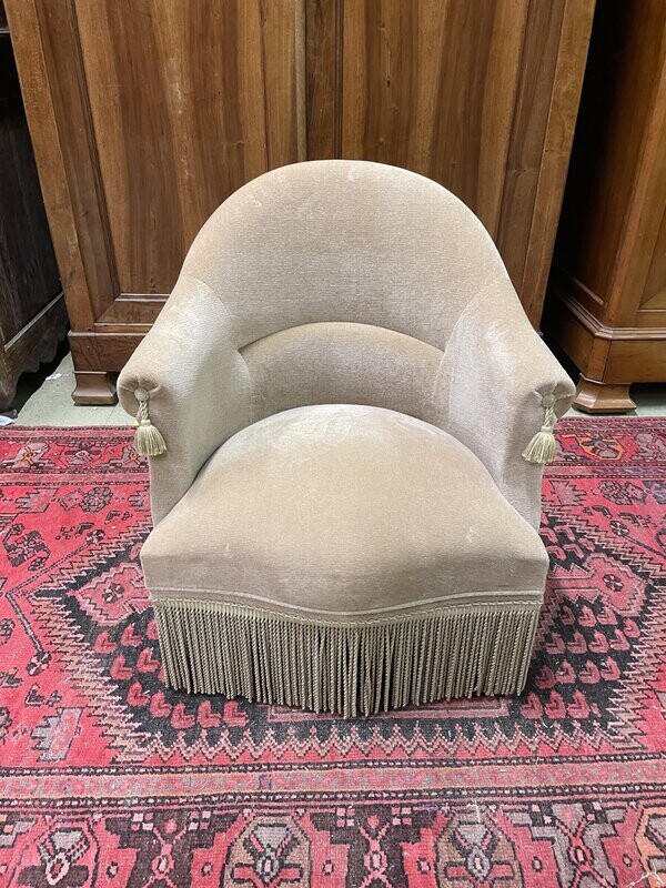 Fauteuil en velours couleur crème "modèle déposé" H-74cm
