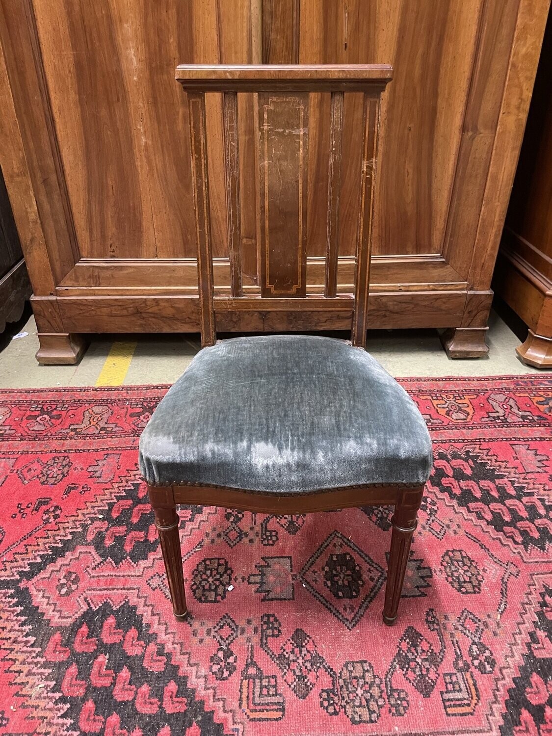 Chaise acajou à filets marquetés H-84cm
