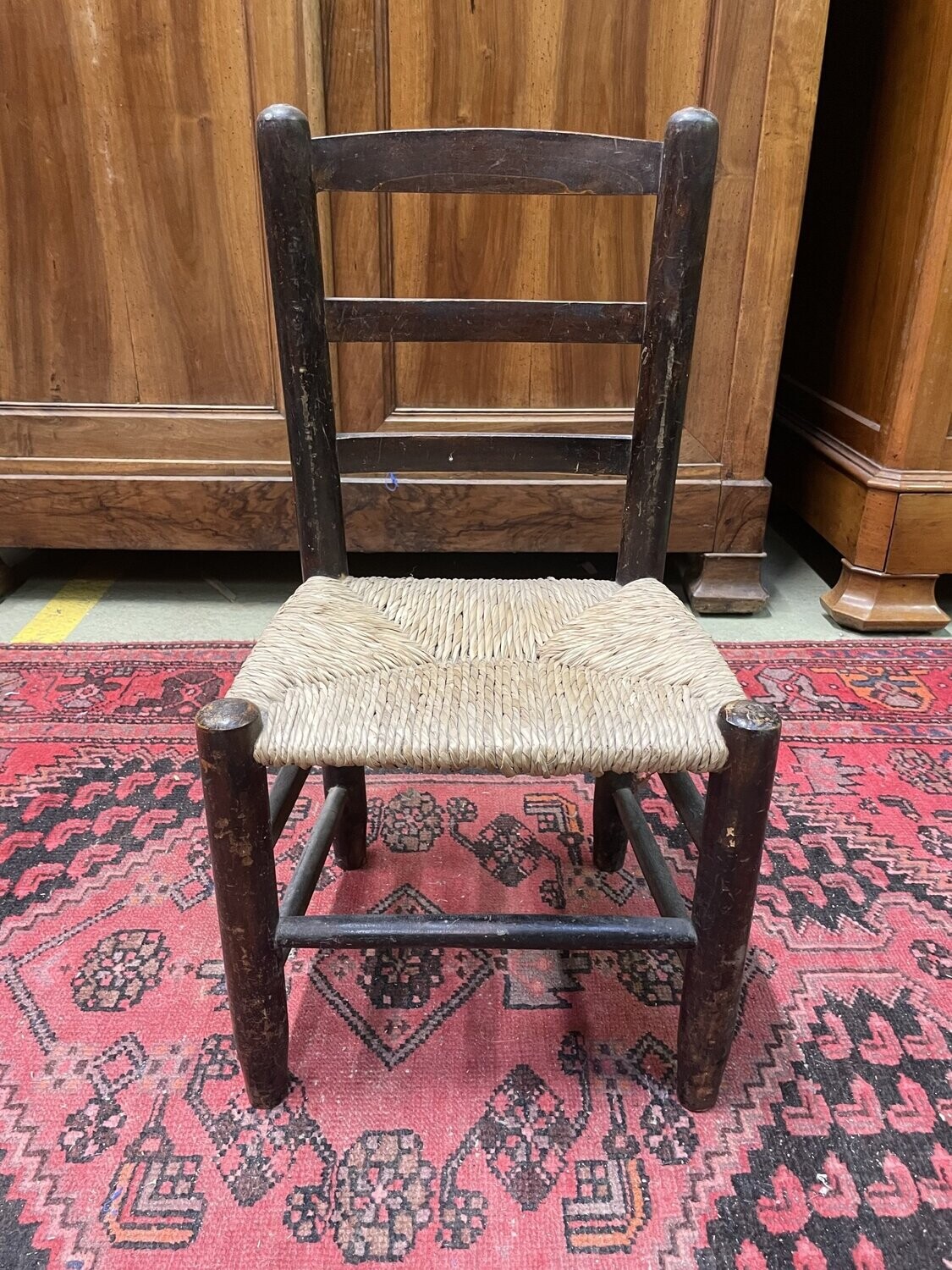 Adorable petite chaise d'enfant paillée H-70cm