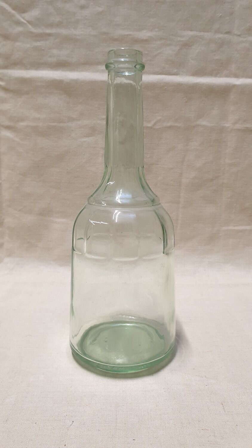 Bouteille en verre avec des reflets verts H-26cm