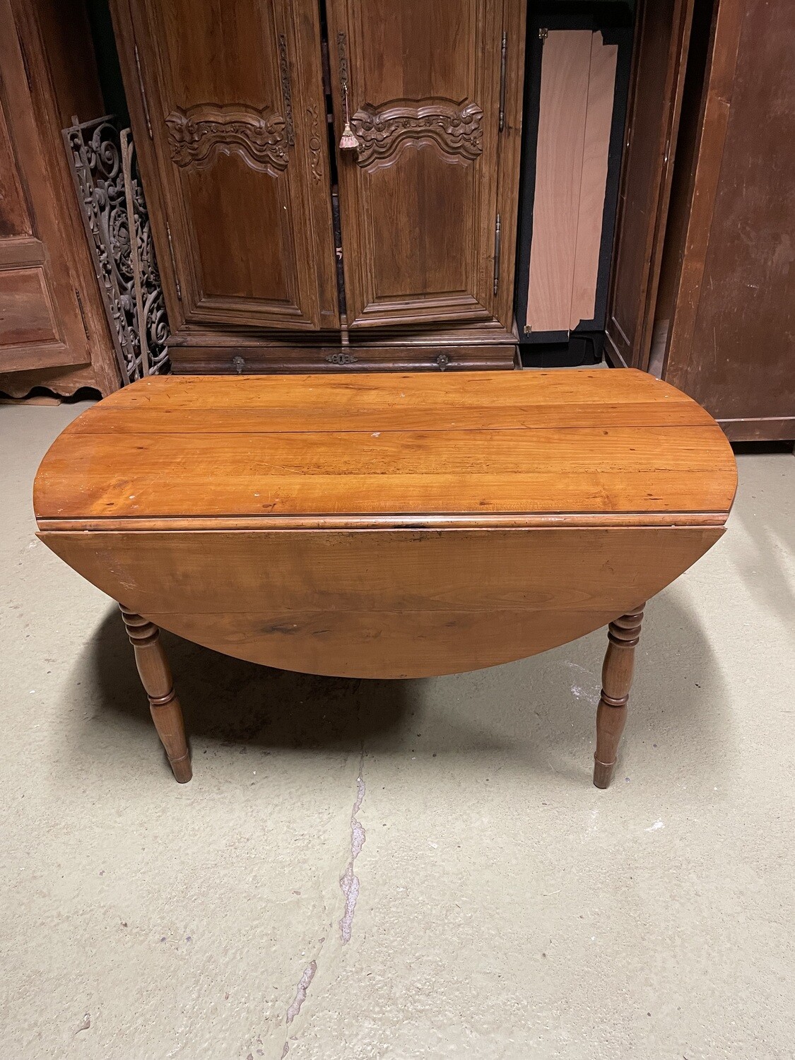 Table à abattants à quatre pieds en merisier, pieds Jacob - Époque Louis Philippe - H - 72,5 L 130 cm