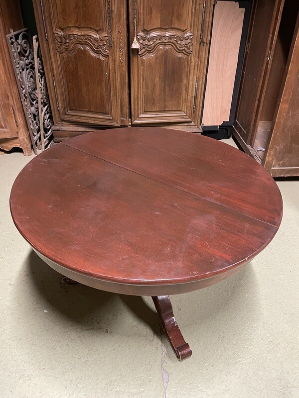 Guéridon en bois peint style acajou - D 114,5 cm H 75,5 cm