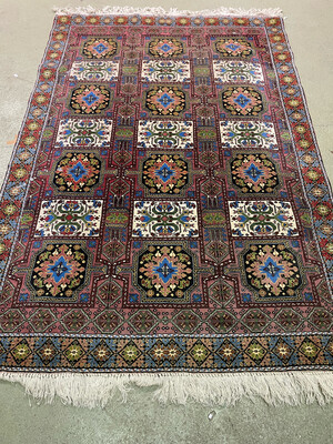 Magnifique tapis en laine avec décor coloré - 198 x 289 cm
