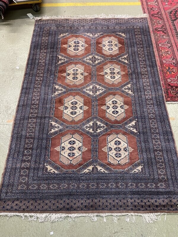 Tapis Multan à décor de caissons sur fond saumon - 238 x 153 cm