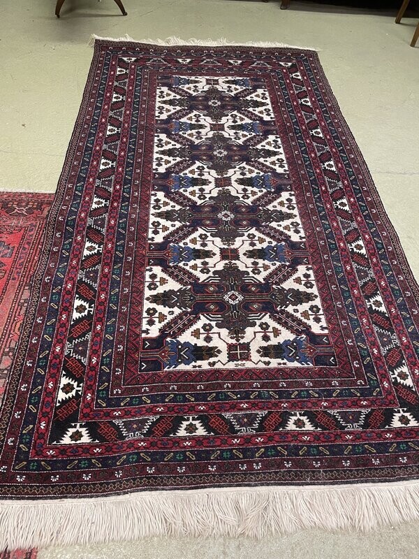 Tapis en laine à motifs géométriques - 290 x 150 cm