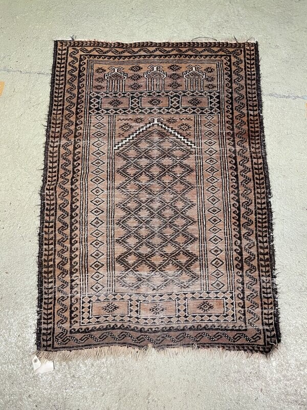 Tapis en laine legèrement usé - 102 x 148 cm