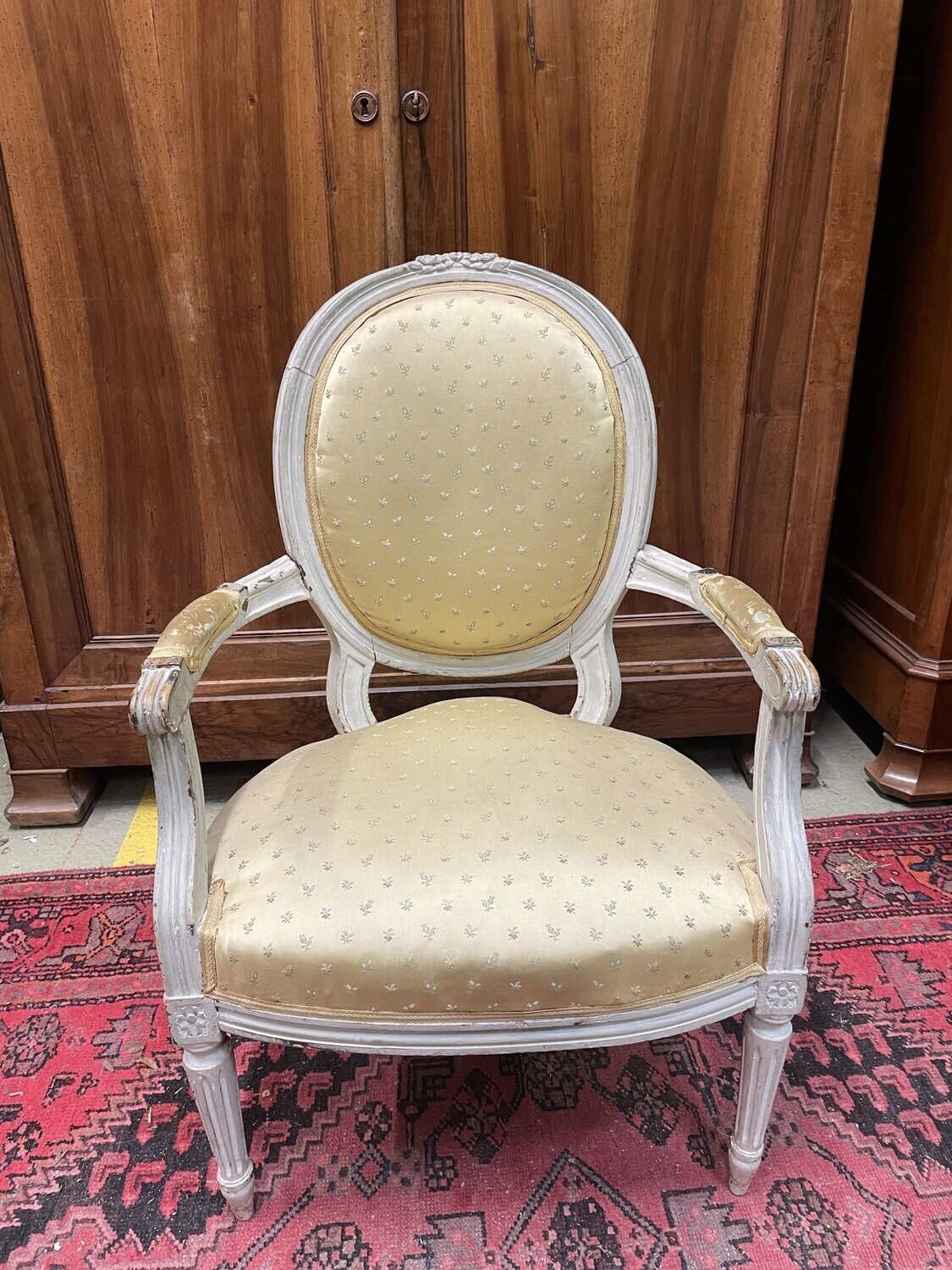 Fauteuil cabriolet d'époque LOUIS XVI H-92