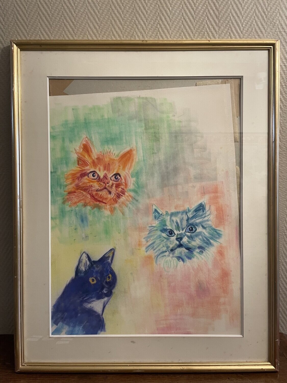Représentation de trois chat en couleur cadre en bois doré (à remettre dans son cadre) - 80,5 cm x 64,5 cm