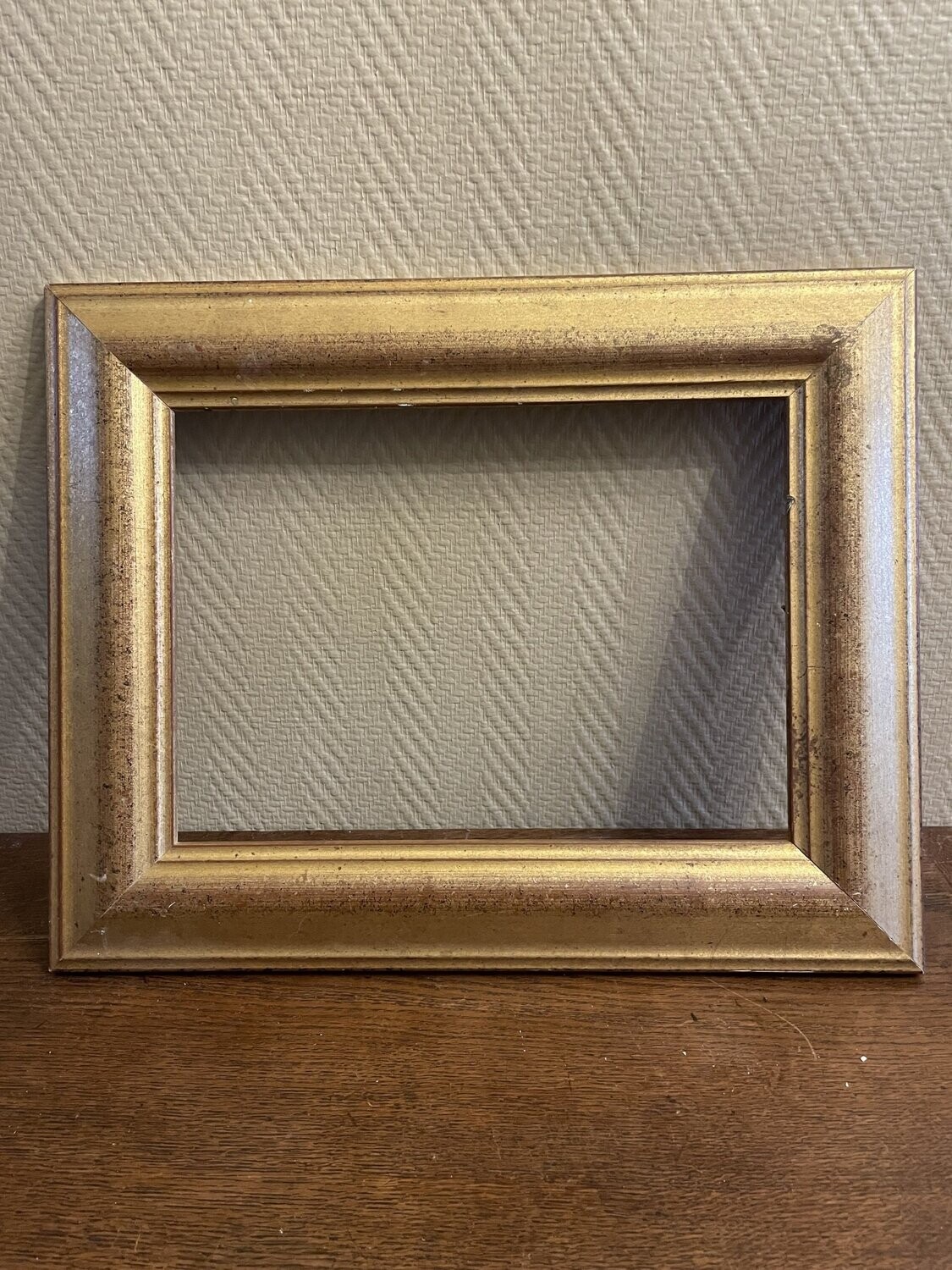 Cadre en bois doré - 33,5 cm x 24,5 cm