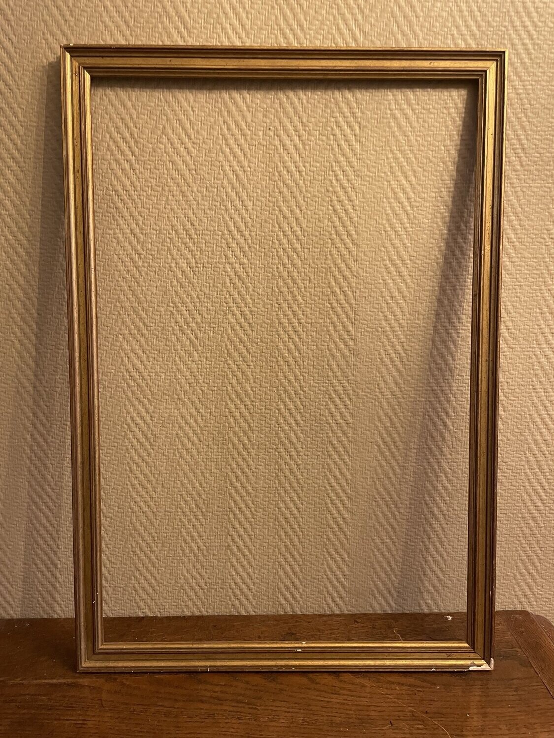 Cadre en bois et stuc - Interieur du cadre 60 x 40