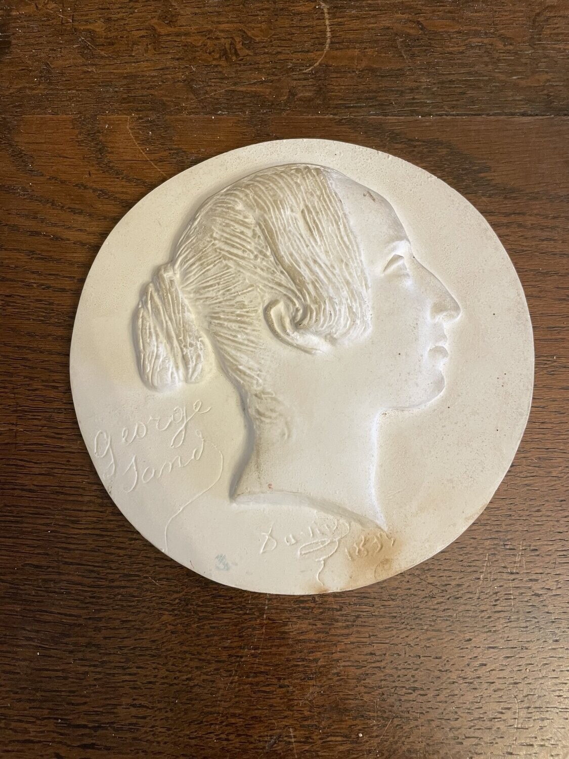 Reproduction du Médaillon en plâtre représentant George Sand par Pierre-Jean David d'Angers - Prix Paul Guth la Châtre Juin 1992 - Diamètre 15 cm