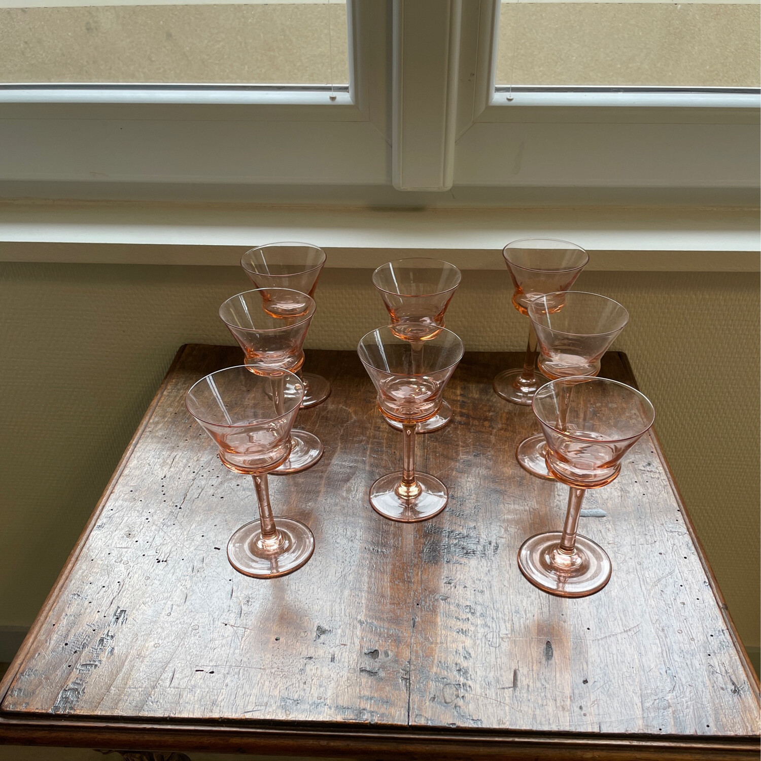 Lot de 8 verres à pieds rose H-12,5cm