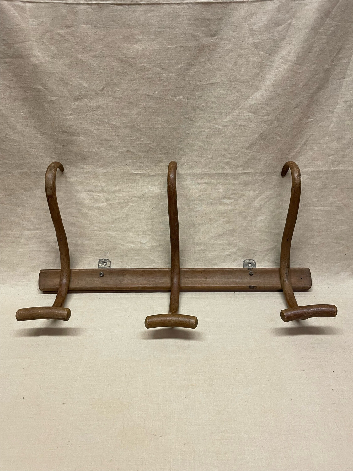 Porte manteaux en bois - 60 x 37 cm