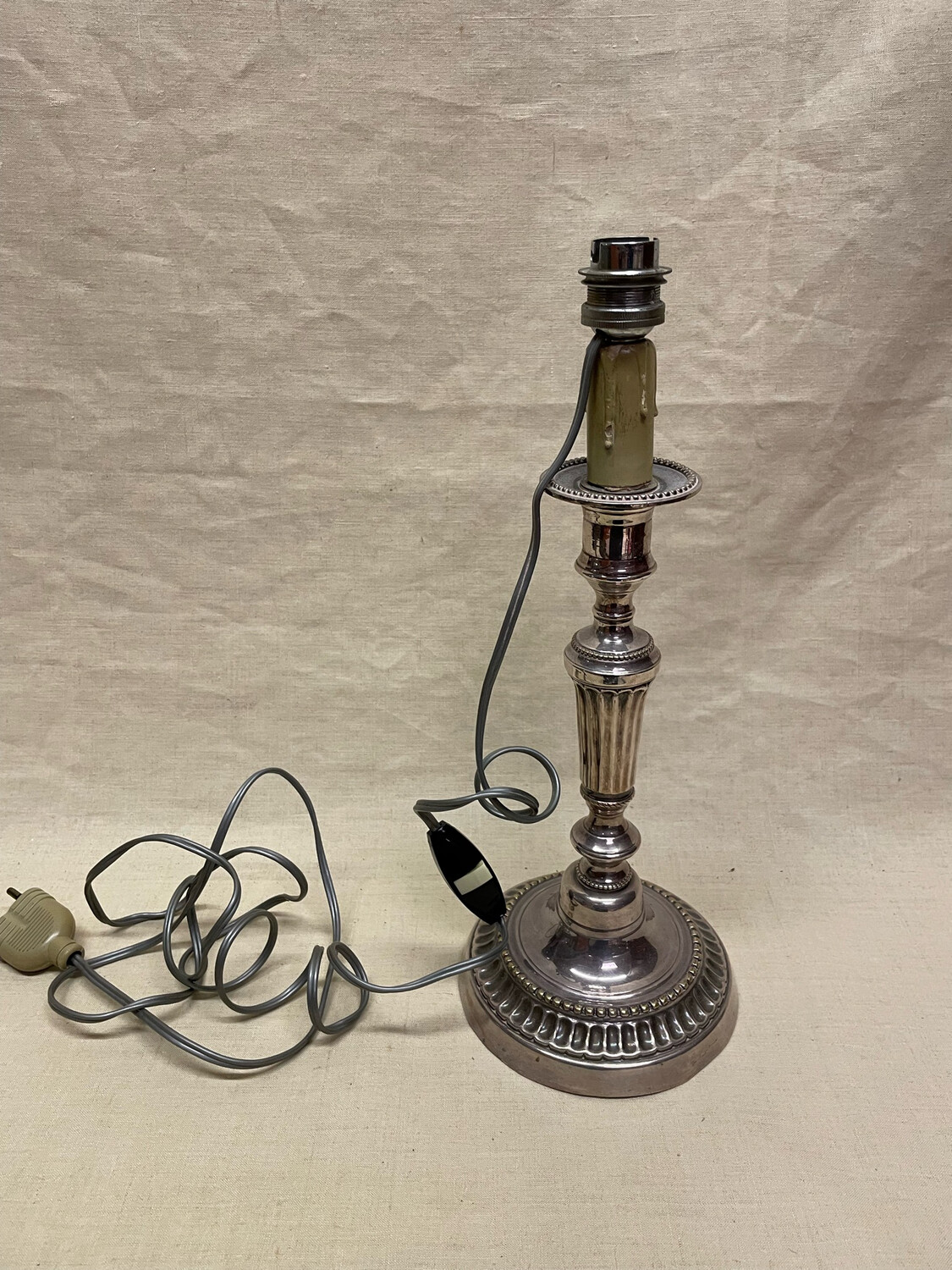 Magnifique bougeoir monté à l'électricité- 35 cm