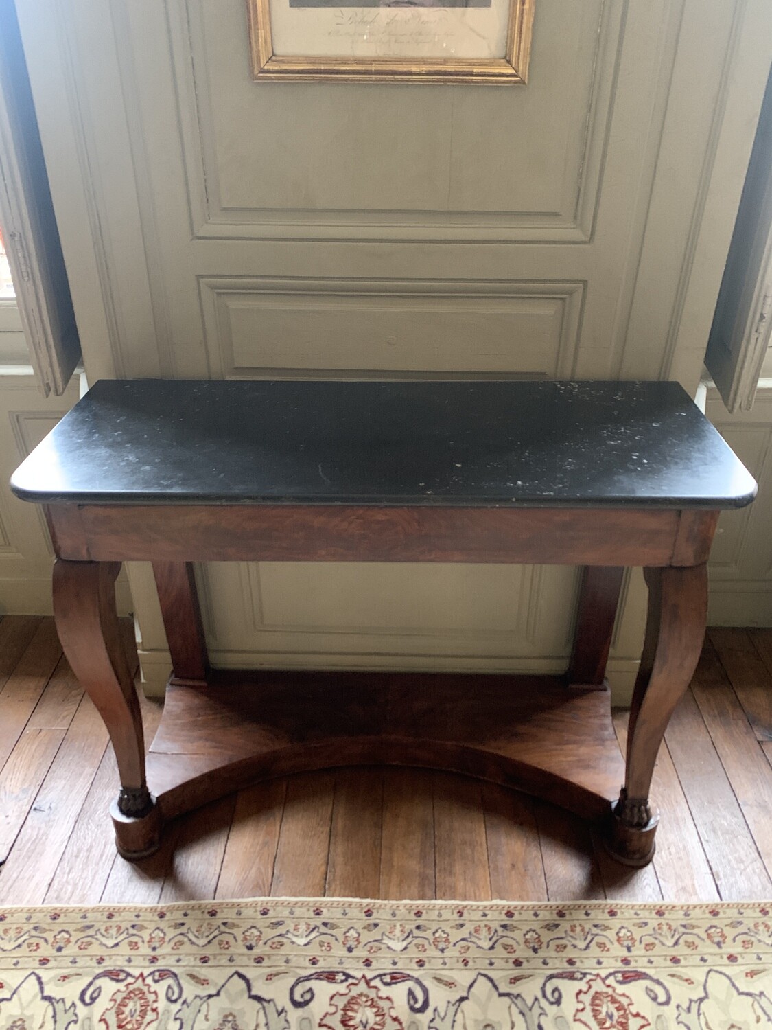 Magnifique console Restauration à griffes de lion, marbre noir  - H 88 L 112,5 P 45 cm