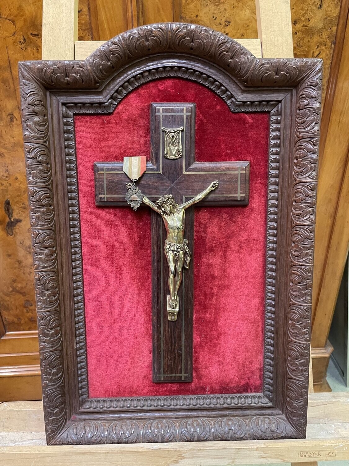Crucifix en bronze 57x40