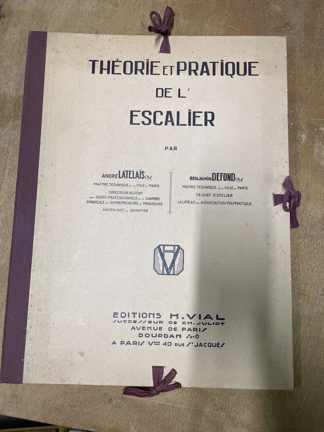 Théorie et pratique de l'escalier. 32x42