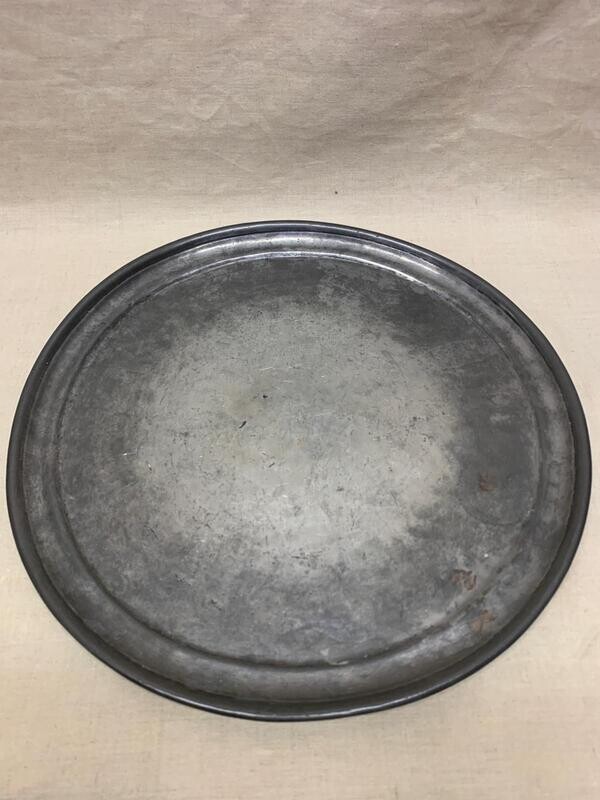 Plat en étan de Paris - 38 cm