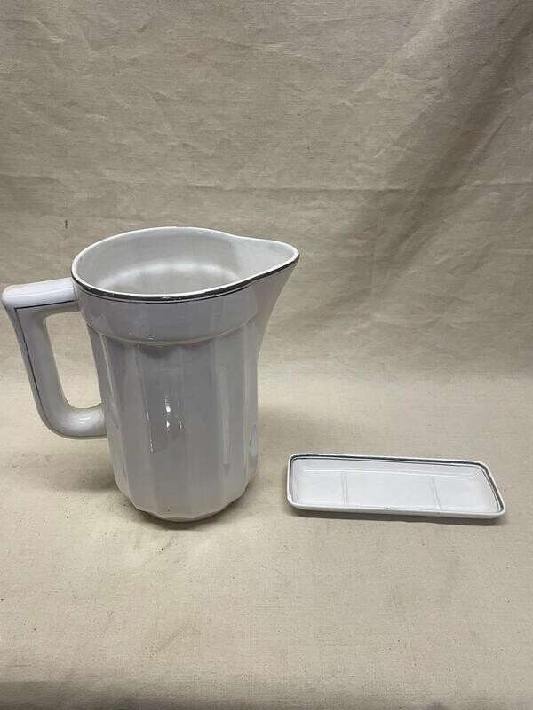 Pichet de toilette rectangulaire - H 24 cm pour le pichet