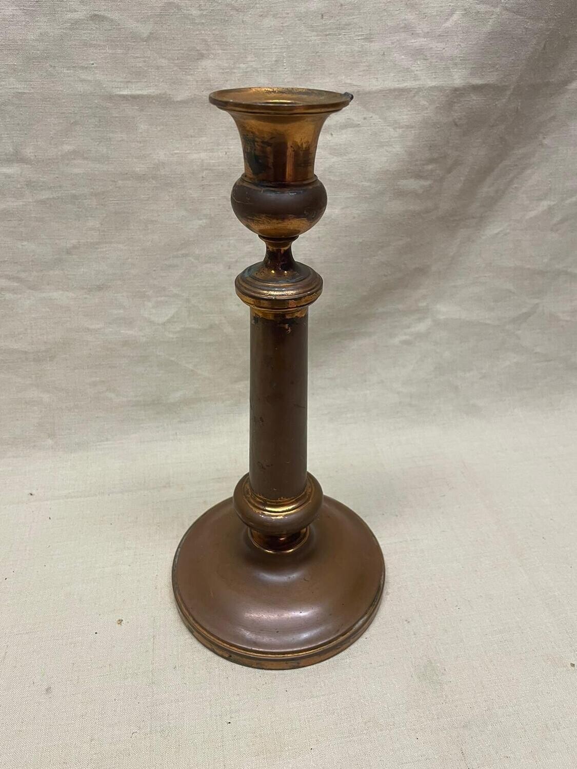 Bougeoir en métal cuivré - 27 cm