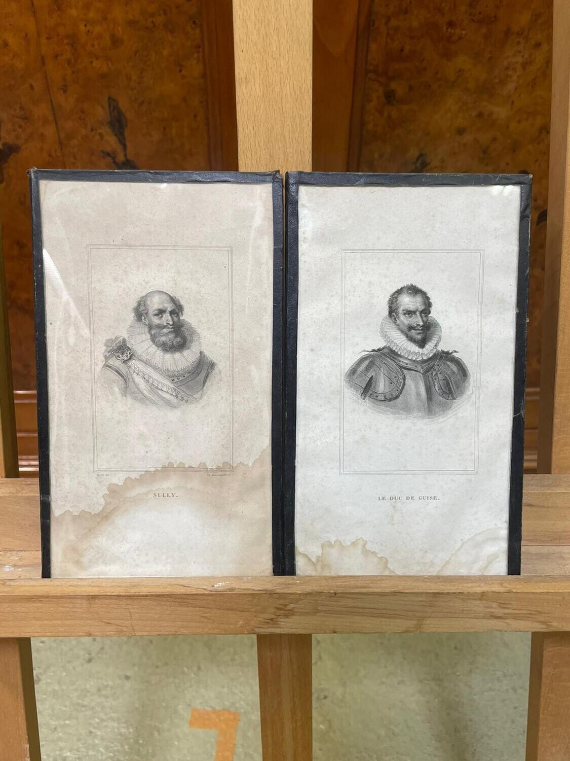 Paire de gravure en noir et blanc "Le duc de Guise" et "Sully" - 23 x 19 cm