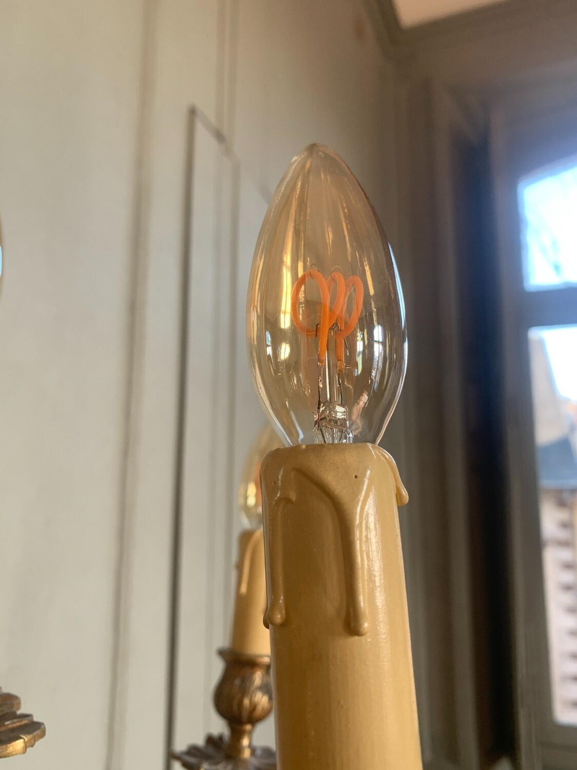 Ampoule led Gérard Sudron blanc très chaud / jaune