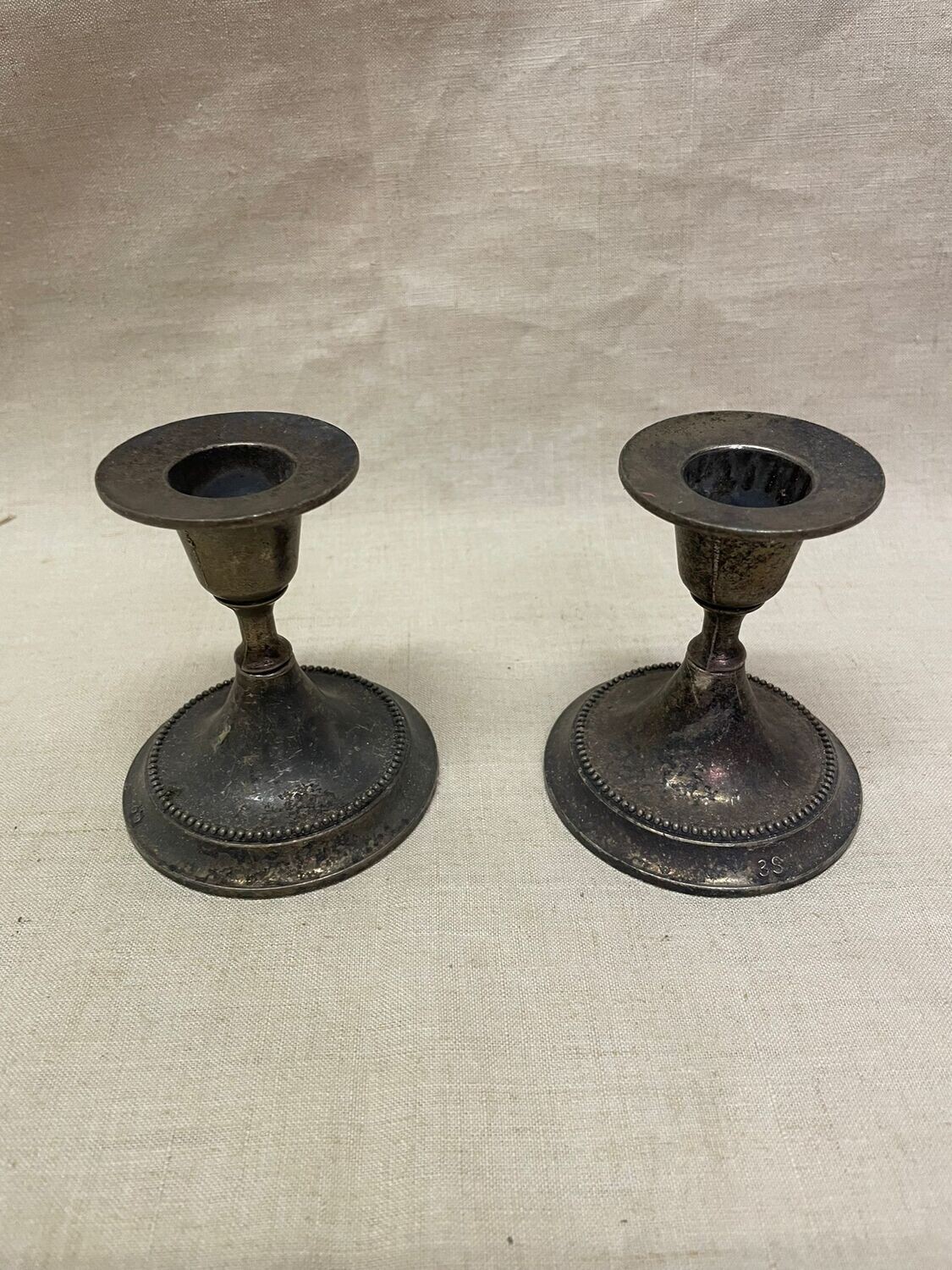 Paire de petits bougeoirs - 8 cm