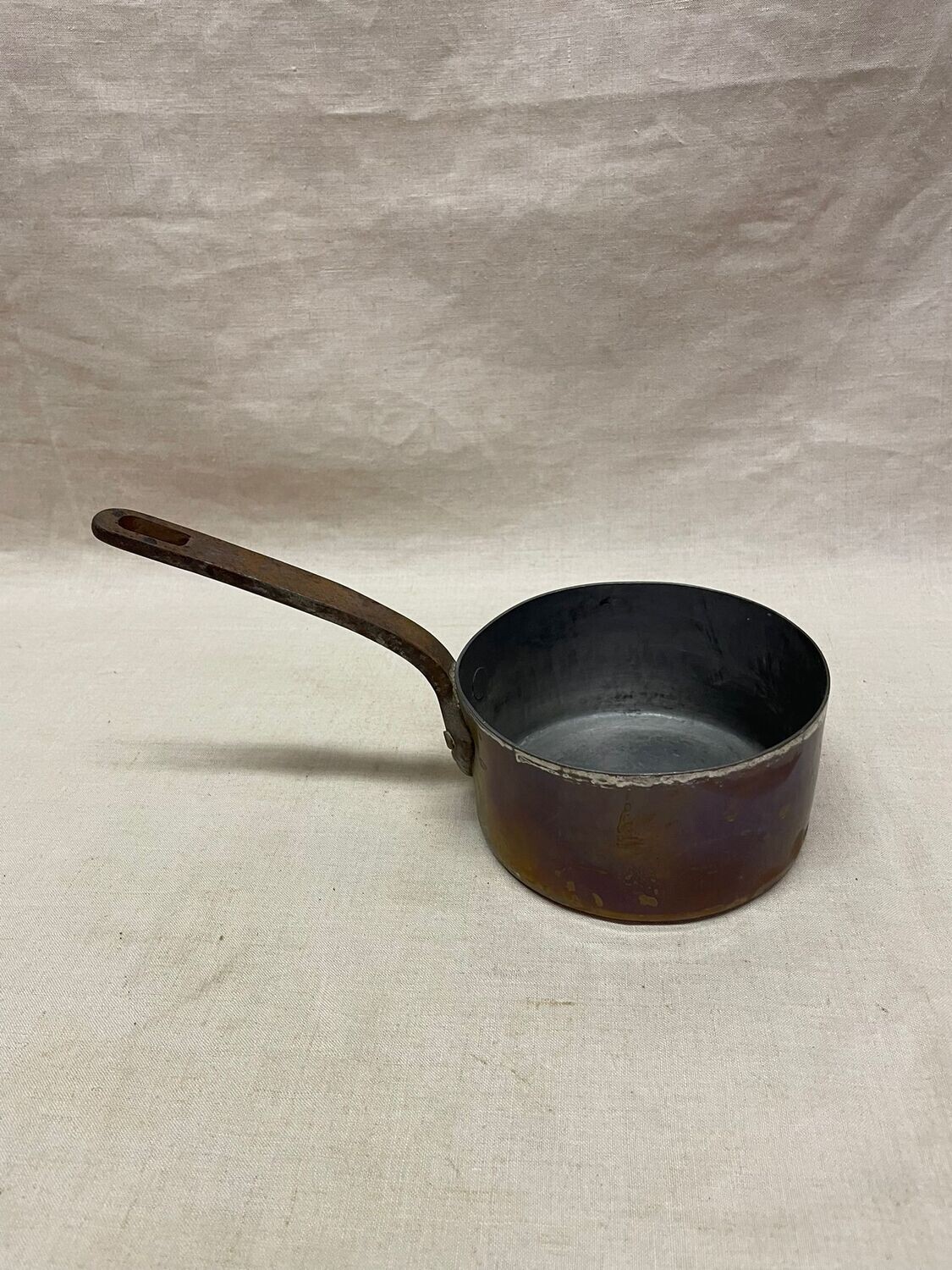Petite casserole en cuivre