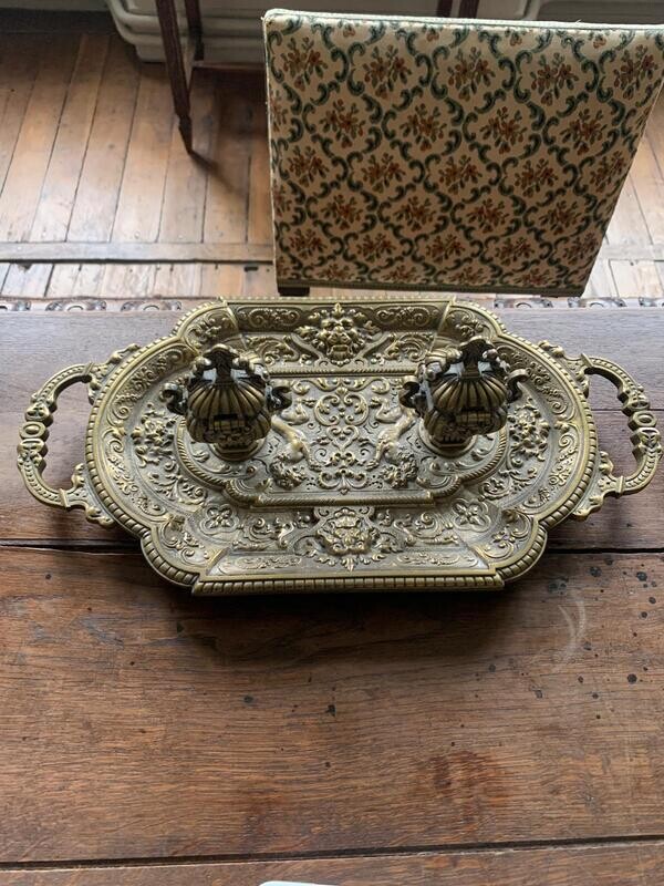Encrier en bronze Renaissance - Largeur 45,5 cm