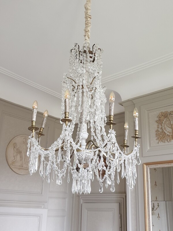 Magnifique lustre blanc et doré - moderne -  Environ : H 100 x L 75 cm
