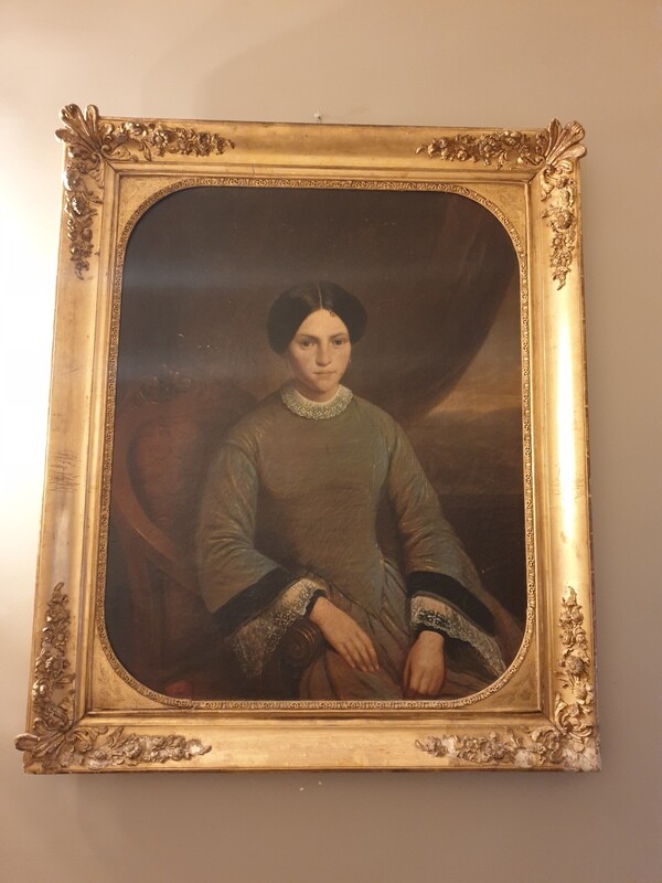 Magnifique portrait d'une femme 19è avec son cadre en stuc doré - 118x99cm