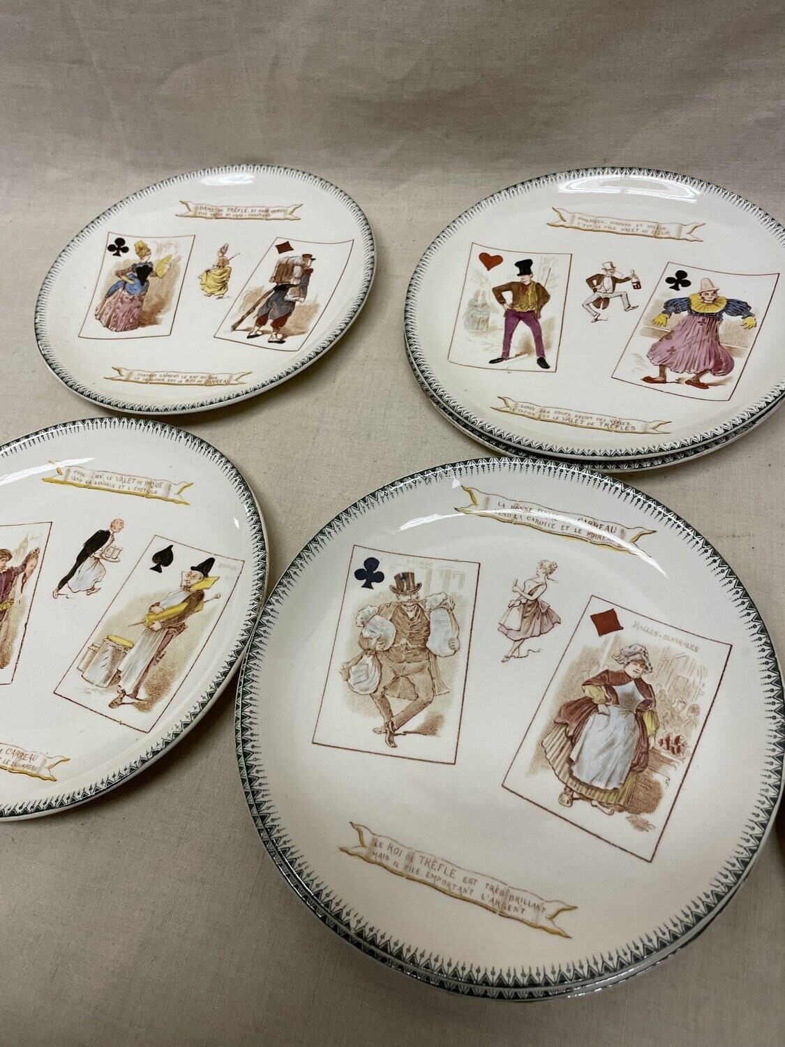 ASSIETTE ANCIENNE EN Faience de CHOISY LE ROI. EUR 16,00 - FR