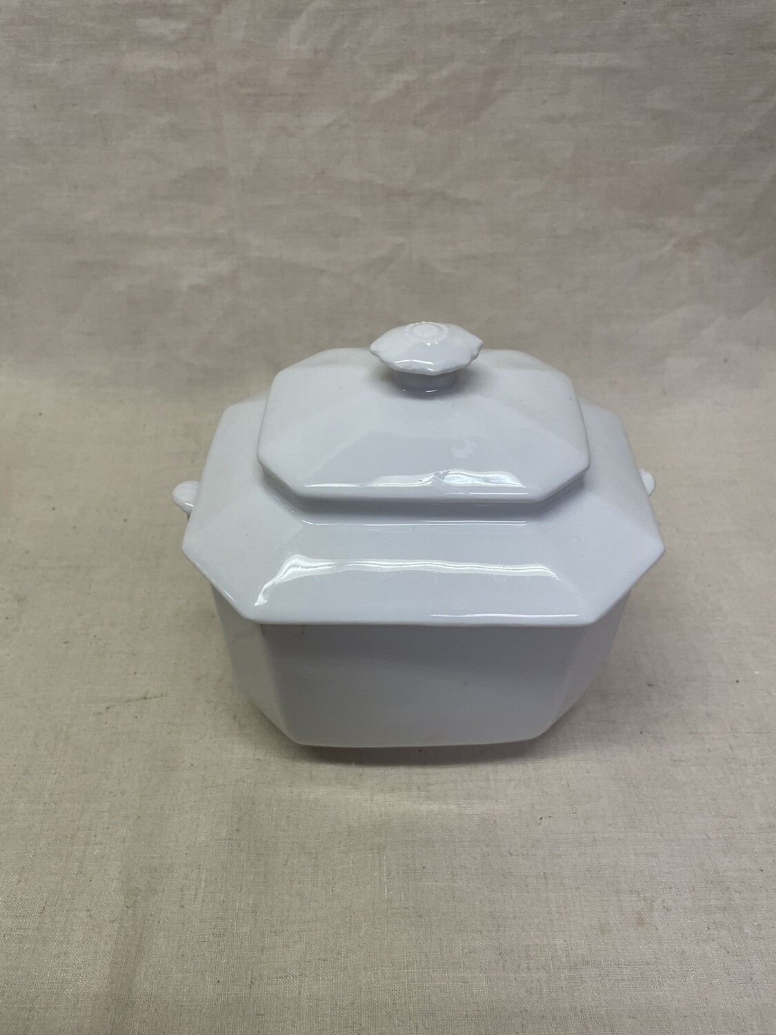 Sucrier en porcelaine - 16 x 13 cm